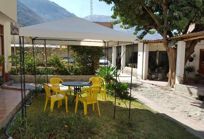 پانسیون Caraz Dulce Hogar