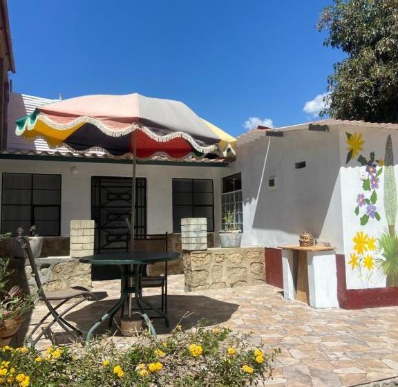 پانسیون Caraz Dulce Hogar