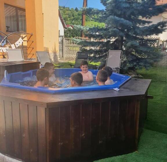 膳宿费 Casa Laurentiu