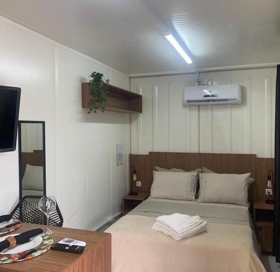 ペンション Container Guest House