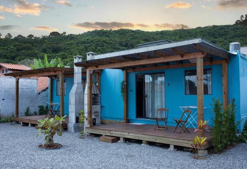 ペンション Container Guest House