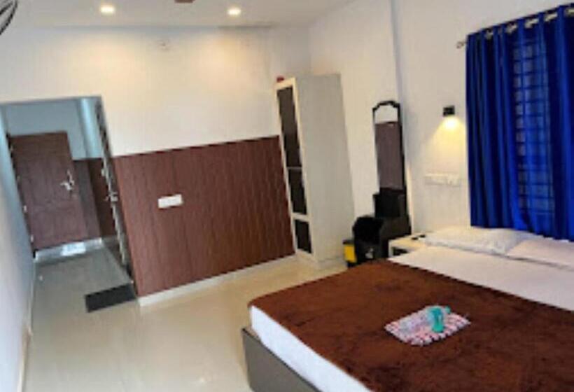 膳宿费 Dakshinakasi Guest House Kerala