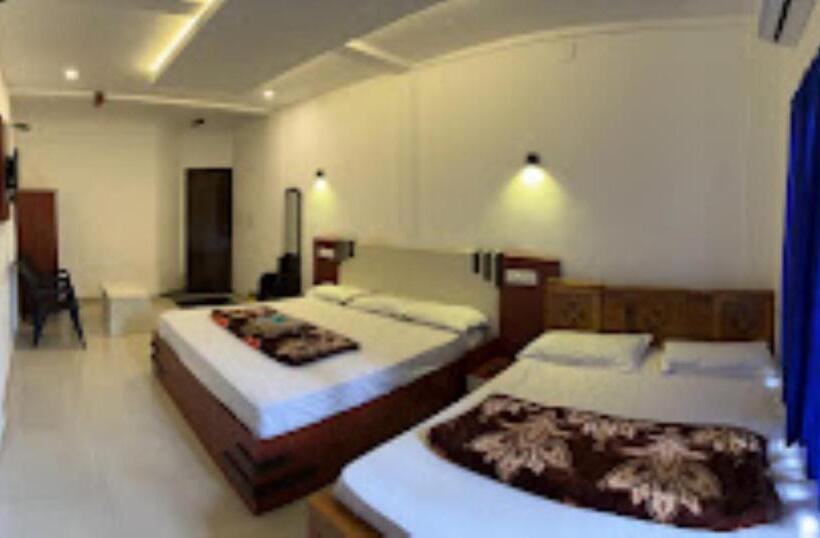 膳宿费 Dakshinakasi Guest House Kerala