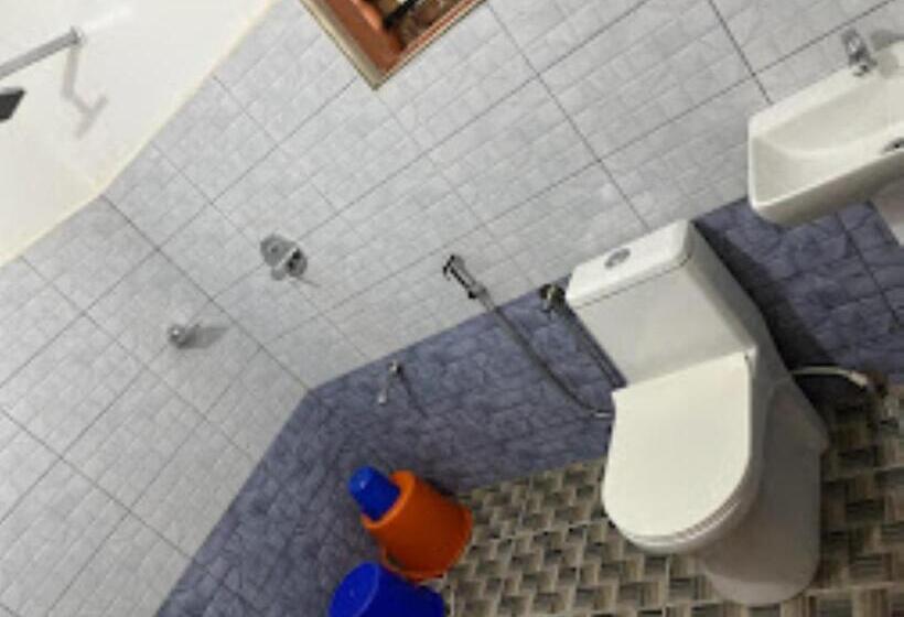 膳宿费 Dakshinakasi Guest House Kerala