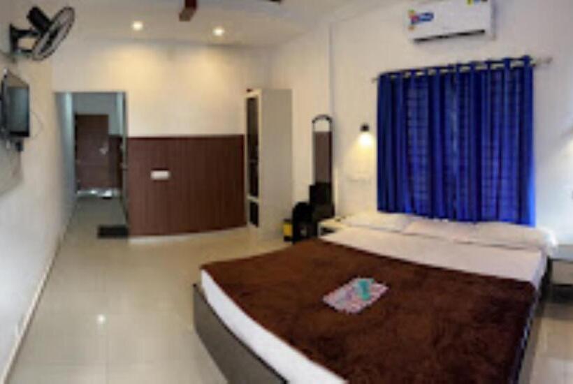 膳宿费 Dakshinakasi Guest House Kerala