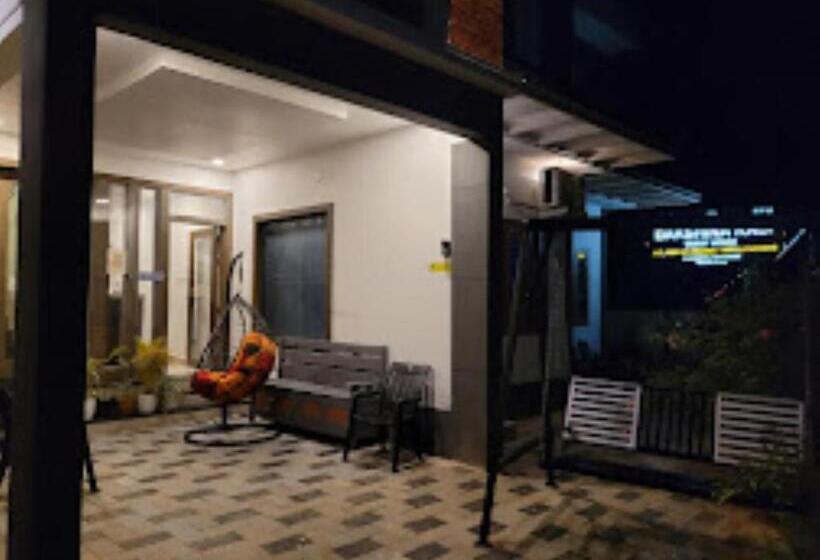 膳宿费 Dakshinakasi Guest House Kerala