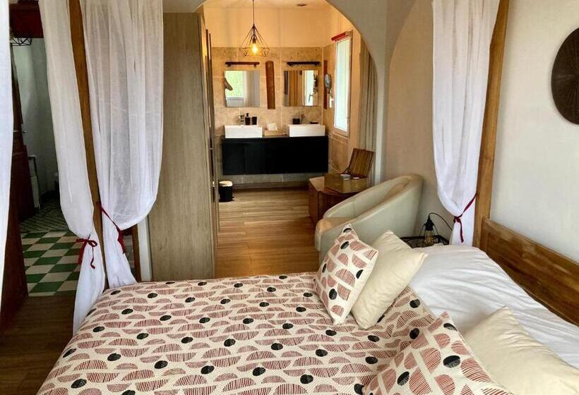 膳宿费 Domaine Des Lavarines