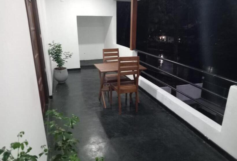 ペンション Jess Beach Villa