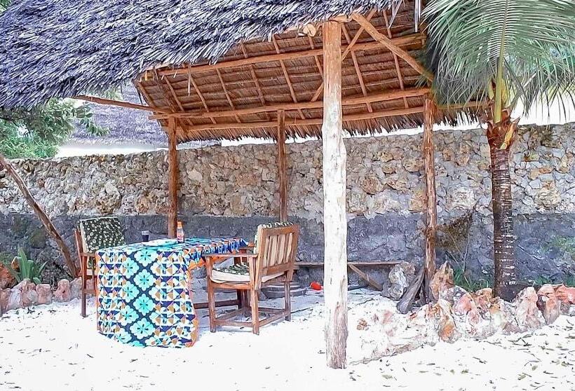 Пансион Kilimani Kizi Lodge