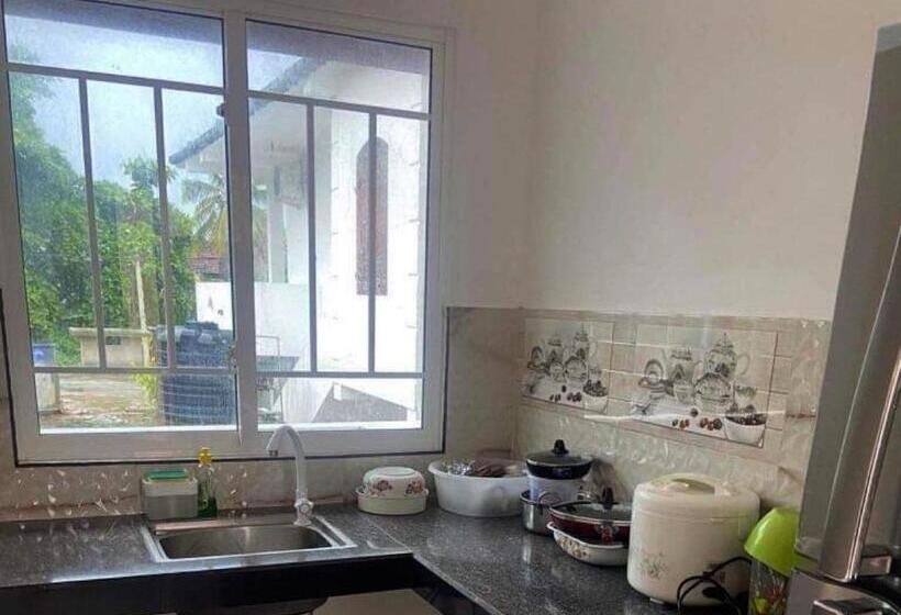 بنسيون Mirissa Diamond Beach Villa