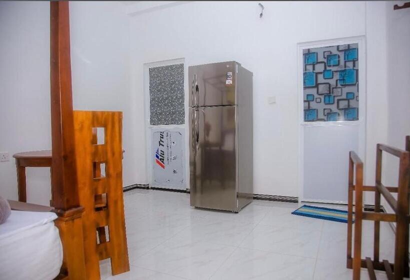 بنسيون Mirissa Diamond Beach Villa