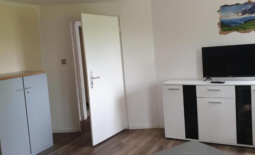 펜션 Monteur Zimmer Häger