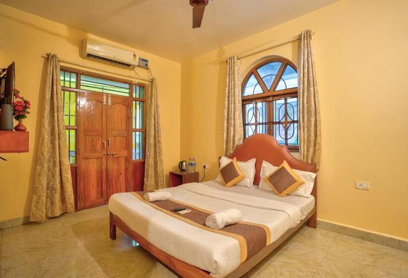 Pension Oceanside Beach House By Roseal