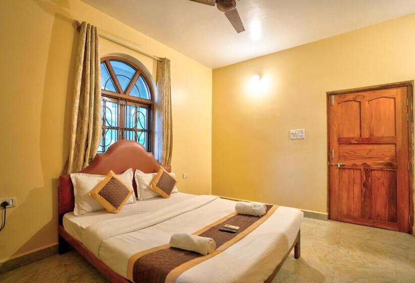 Pension Oceanside Beach House By Roseal