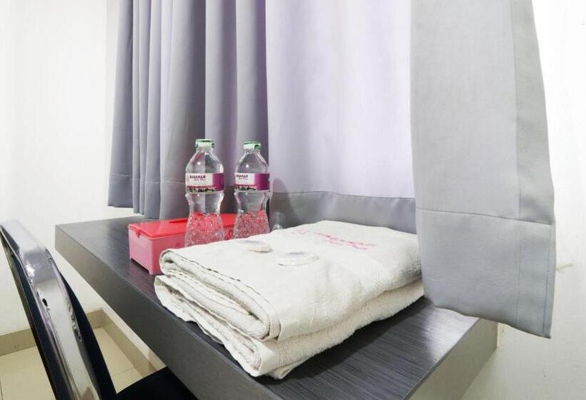 פנסיון Paus Guest House Pekanbaru