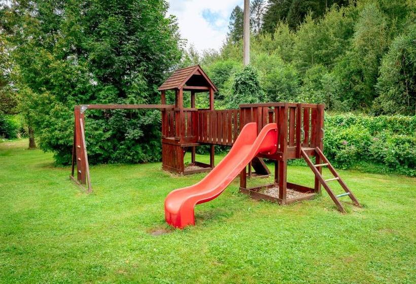 Panzió Penzion U Rybníka