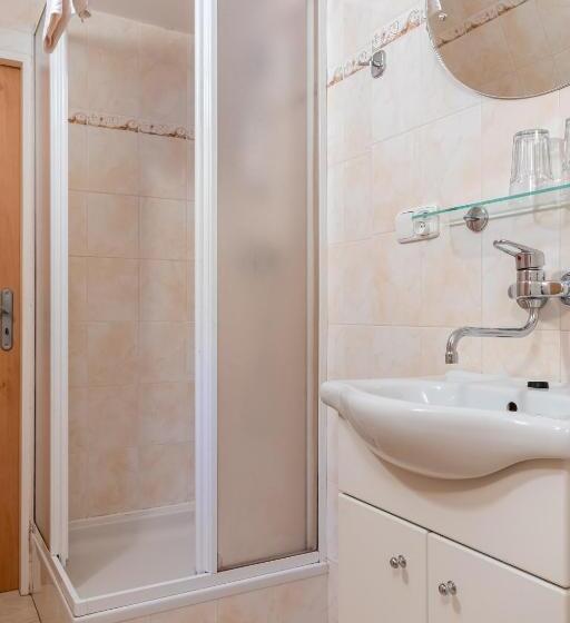 Panzió Penzion U Rybníka