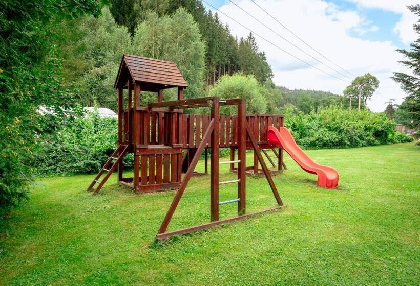 Panzió Penzion U Rybníka