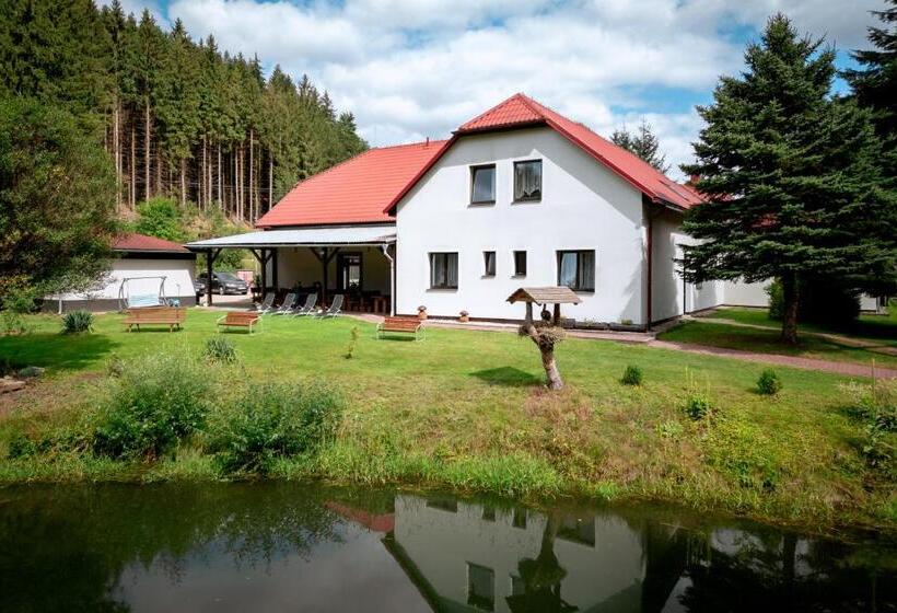 Panzió Penzion U Rybníka