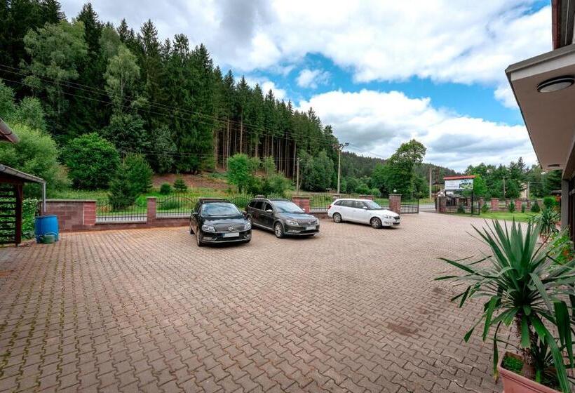 Panzió Penzion U Rybníka