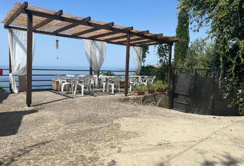 פנסיון Rooms To Let Spiropali