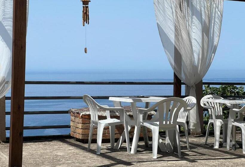 פנסיון Rooms To Let Spiropali