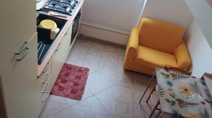 펜션 Sapri Holidays