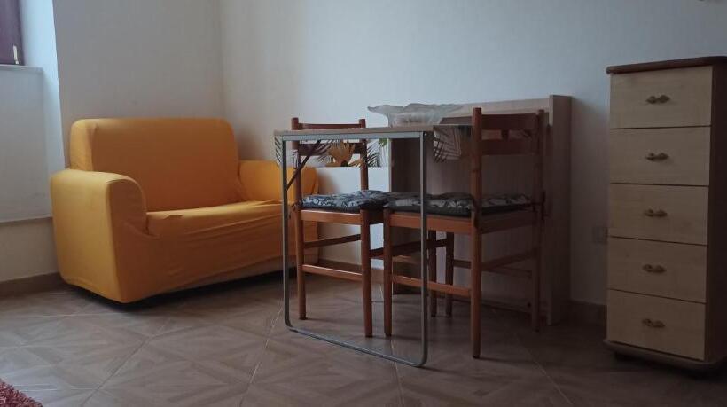 펜션 Sapri Holidays