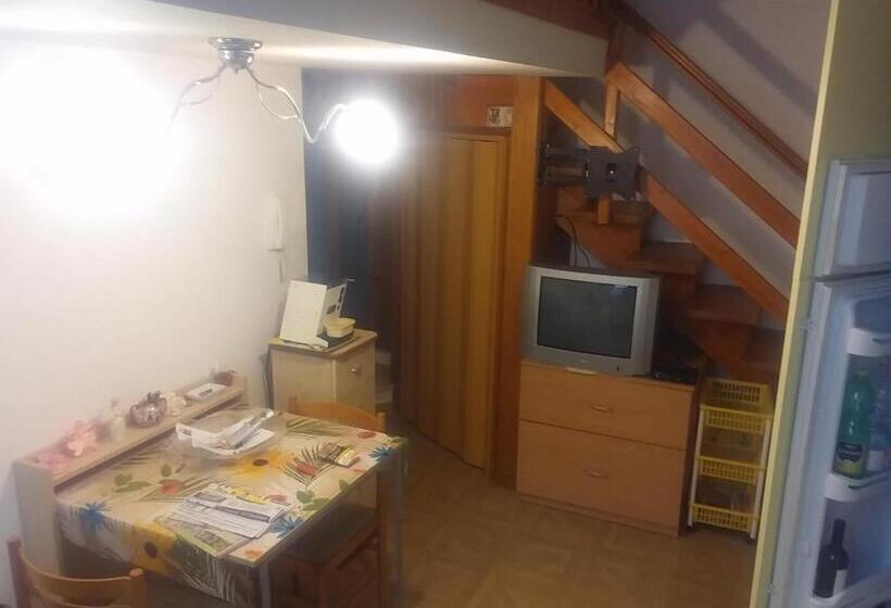 펜션 Sapri Holidays