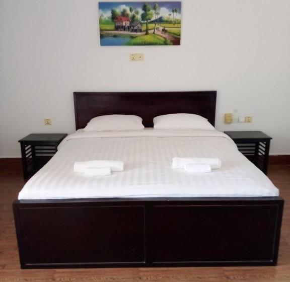 Пансион The Chill River Boutique Villa