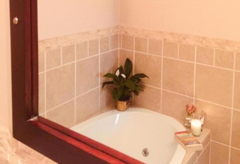 펜션 Tom S Place Guest House