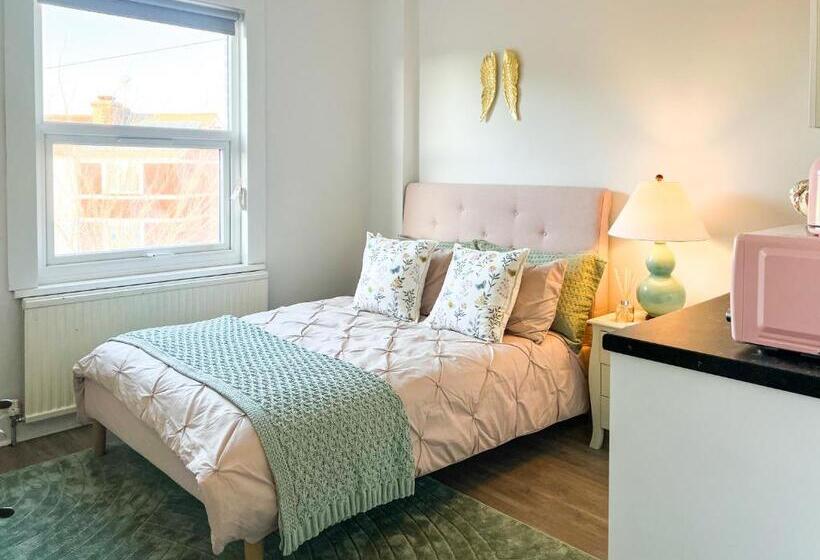 펜션 Whimsical Land