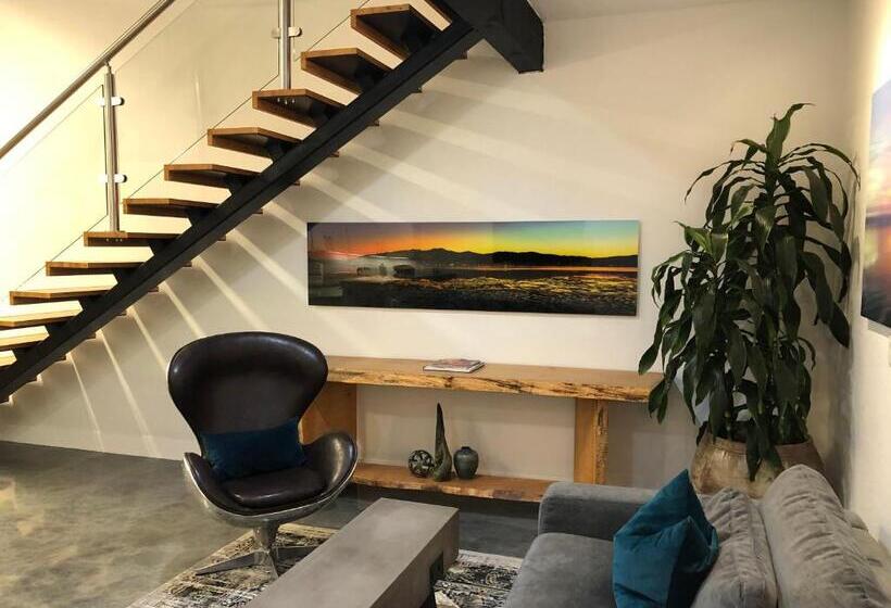 Petaluma Warehouse Lofts Unit C