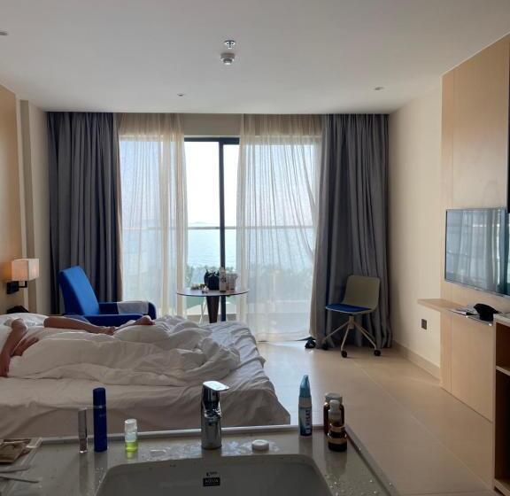 استراحتگاه Arena Cam Ranh Sea View