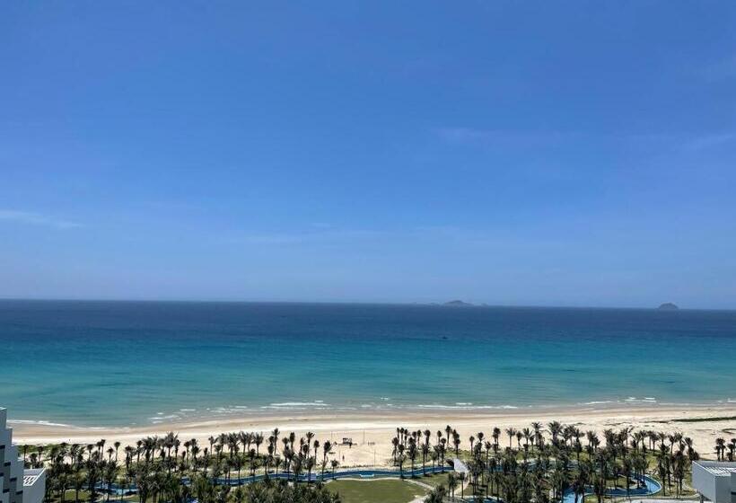 استراحتگاه Arena Cam Ranh Sea View