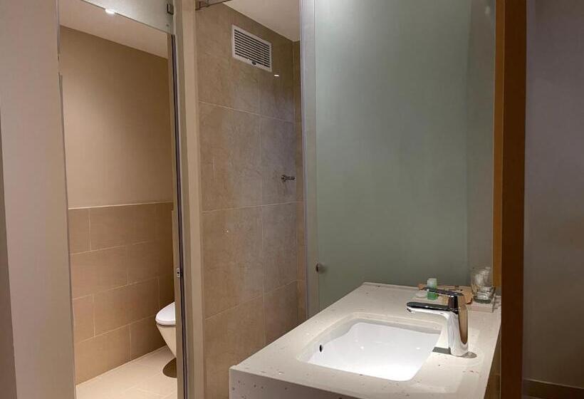 استراحتگاه Arena Cam Ranh Sea View