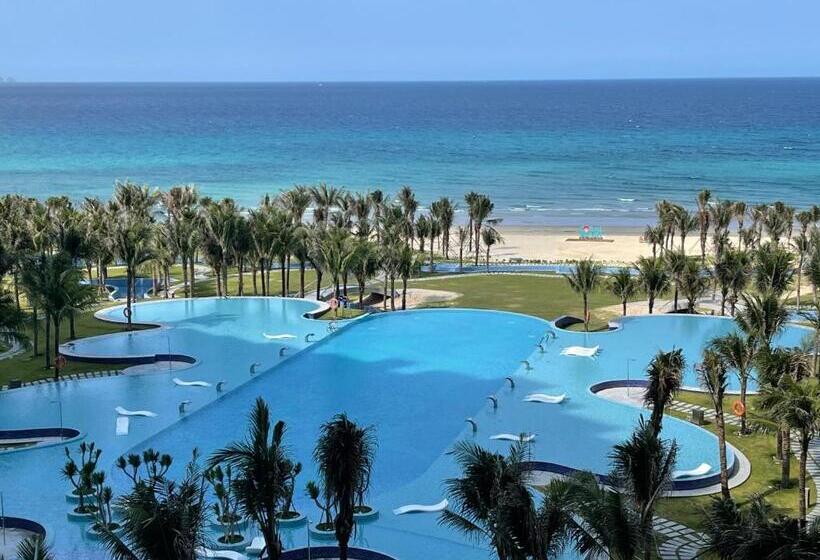 استراحتگاه Arena Cam Ranh Sea View