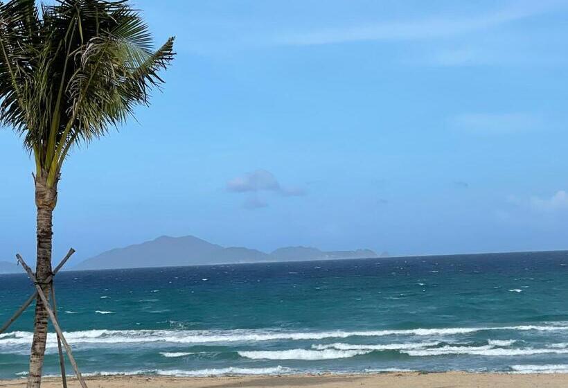 استراحتگاه Arena Cam Ranh Sea View