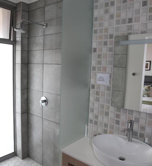 منتجع Dandelion Lodge At Pinnacle Point Golf Estate