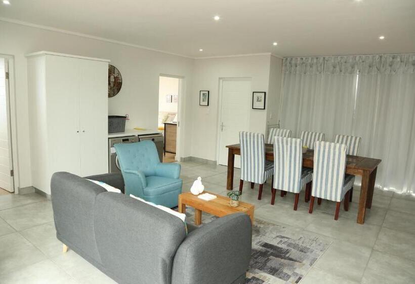 منتجع Dandelion Lodge At Pinnacle Point Golf Estate