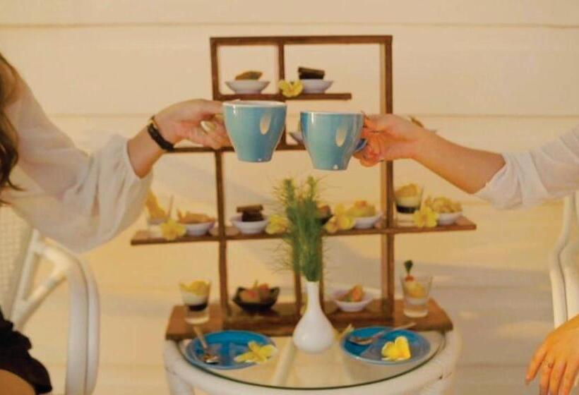 אתר נופש Morelo Water Villa