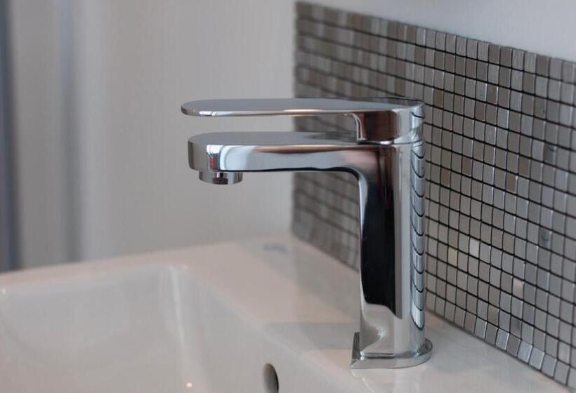 Self Service En Suite Rooms By Property Promise