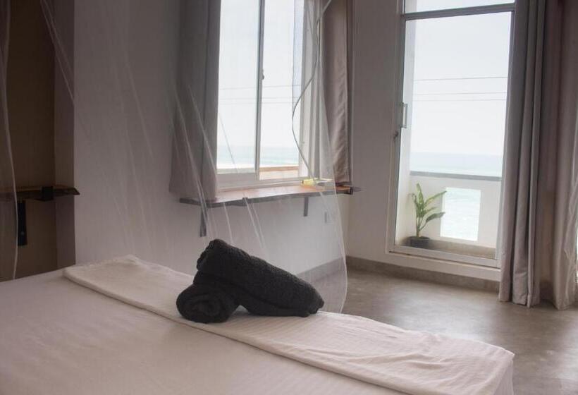 The Stables Hotel Midigama