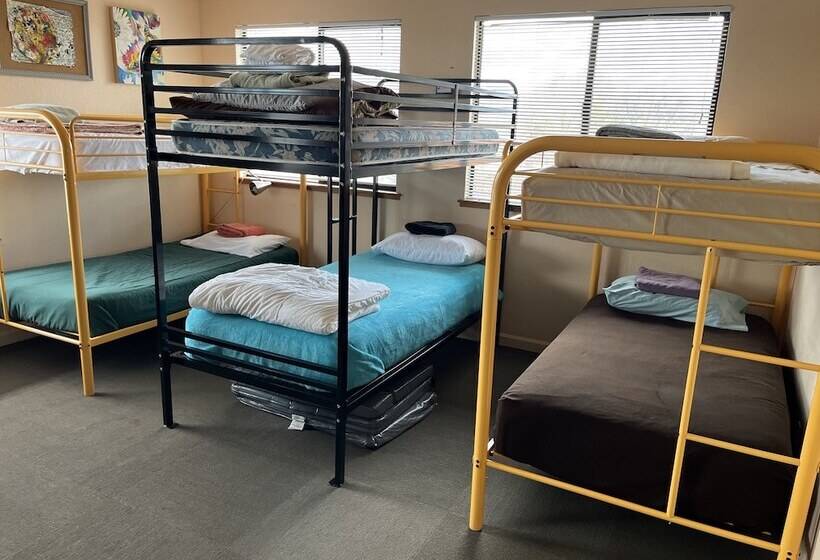 Ashland Commons Hostel