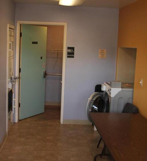 Ashland Commons Hostel