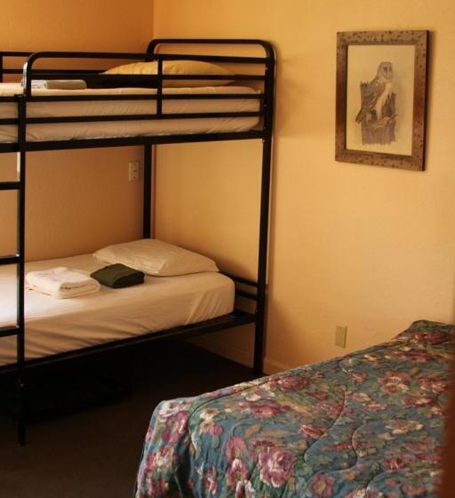 Ashland Commons Hostel