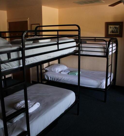 Ashland Commons Hostel