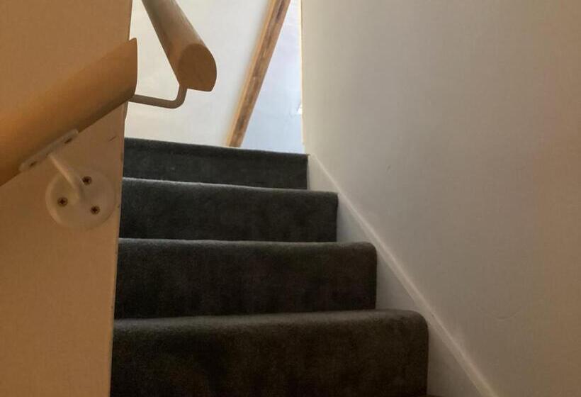 Bed and Breakfast Barn 5