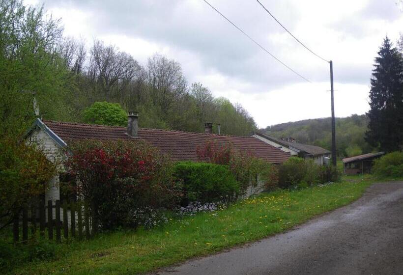 مبيت وإفطار Chambre Triple Du Grand Sapin