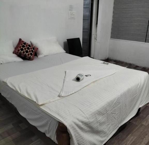 مبيت وإفطار Funky Art Beach Home